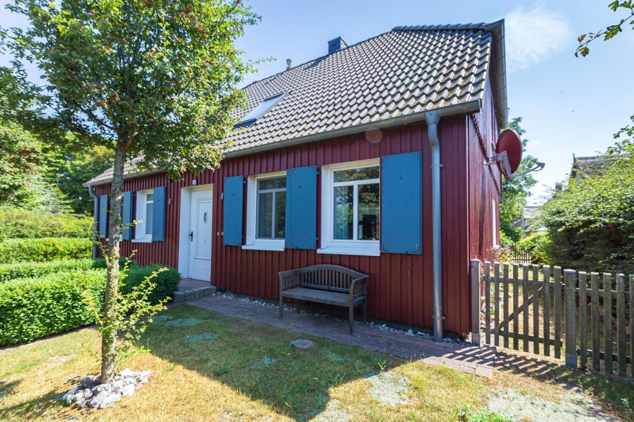 Kapitaenshaus - Kajuete Villa Ahrenshoop Buitenkant foto